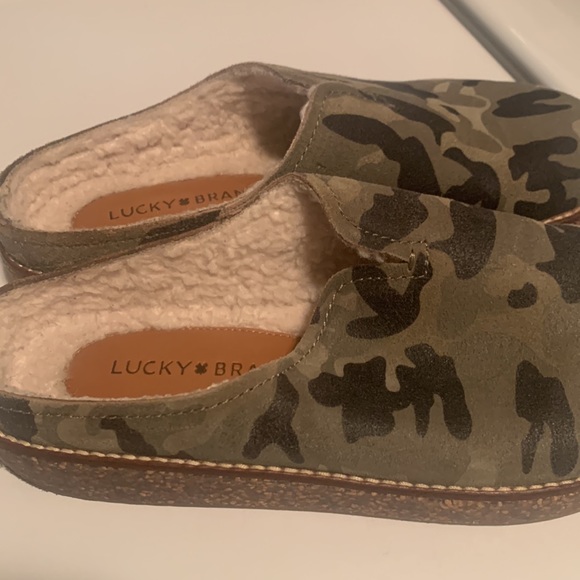 Lucky brand slip on shoes - Picture 2 of 4